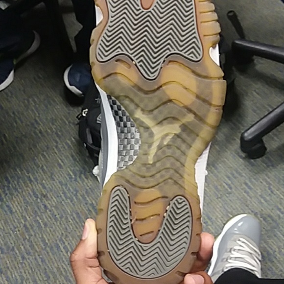 11s - Picture 4 of 4